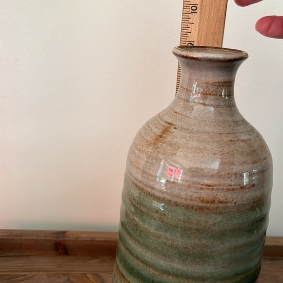 Ceramic Vase - Picture 8 of 8